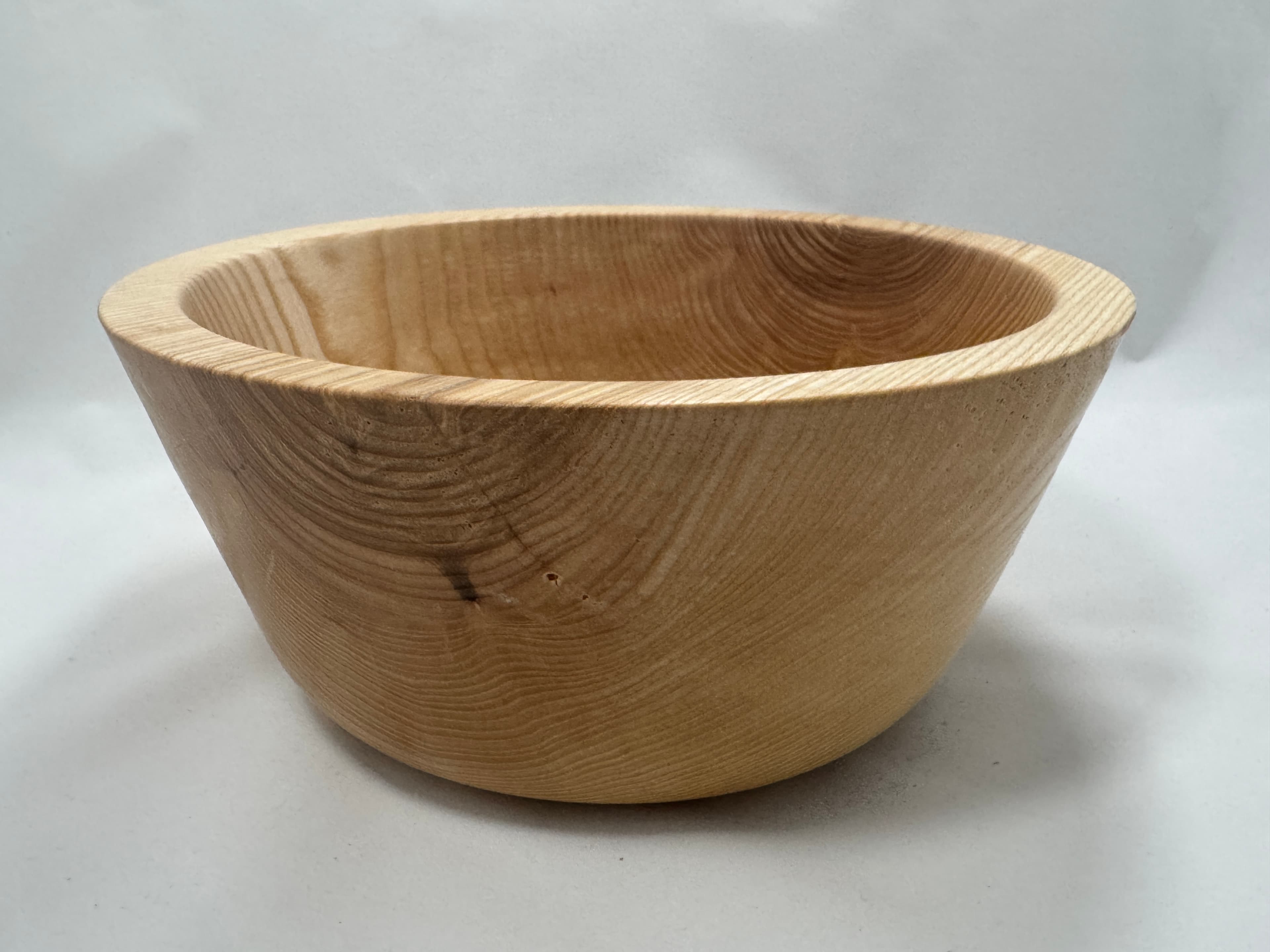 Holzschüssel aus Eschenholz – Ansicht 2