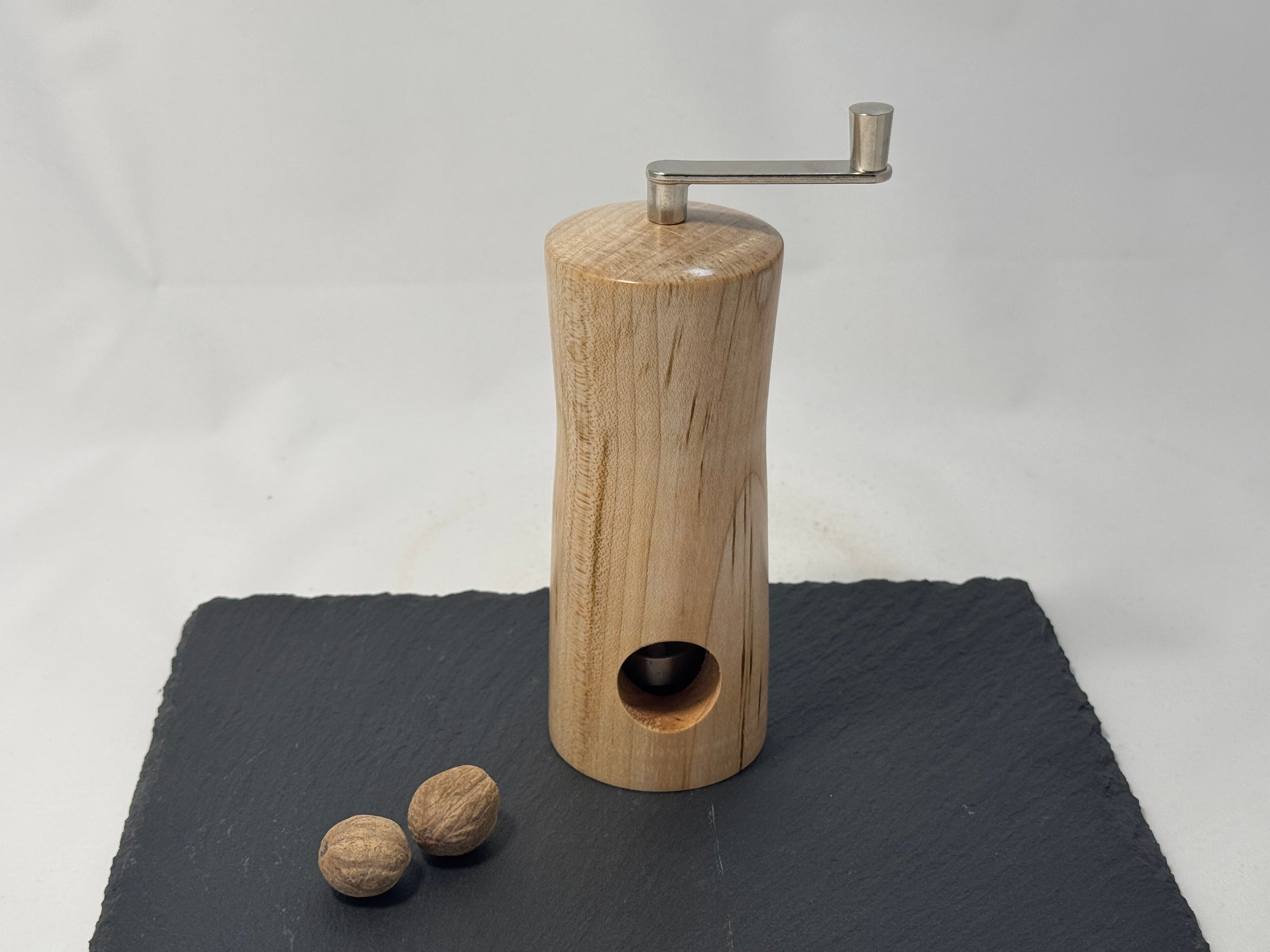 Pfeffer-/Salzmühle aus Schwarzerlenholz