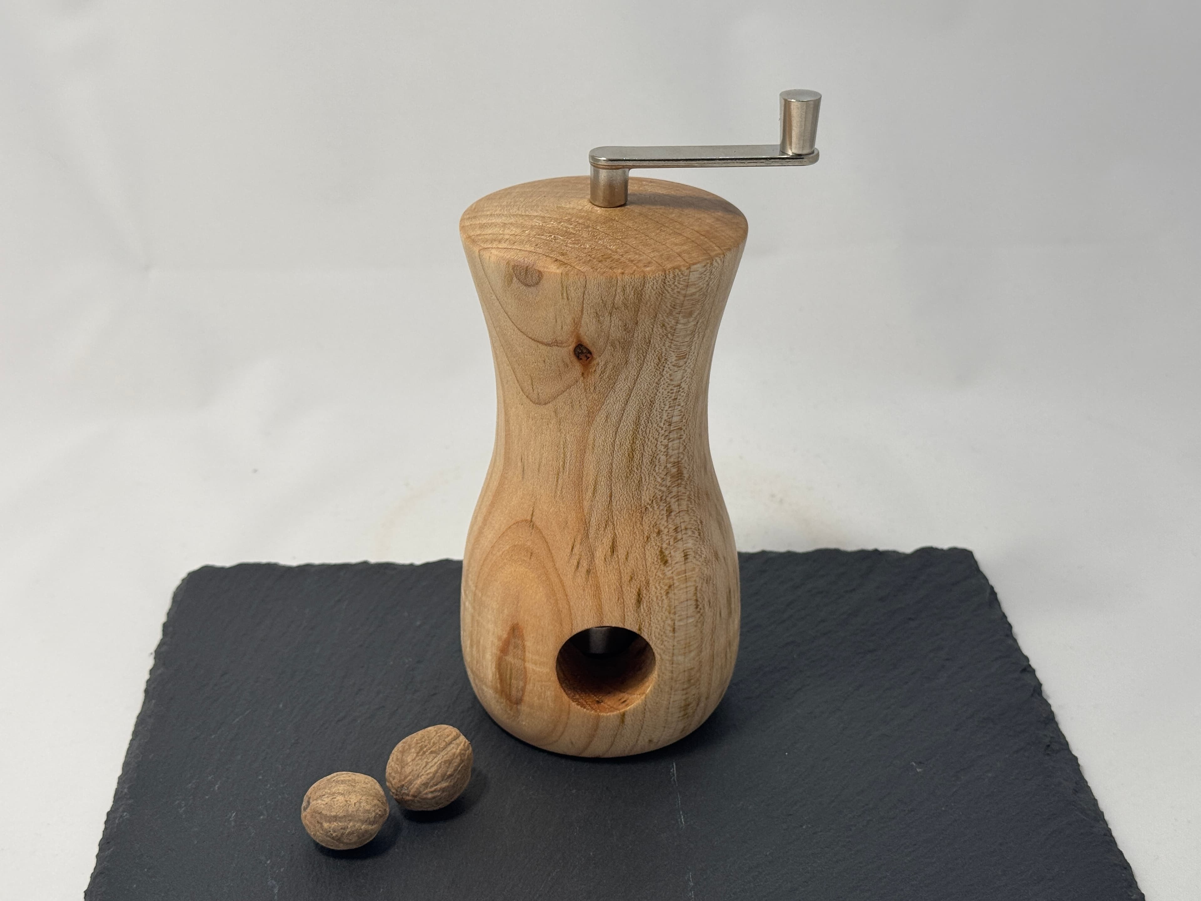 Pfeffer-/Salzmühle aus Schwarzerlenholz