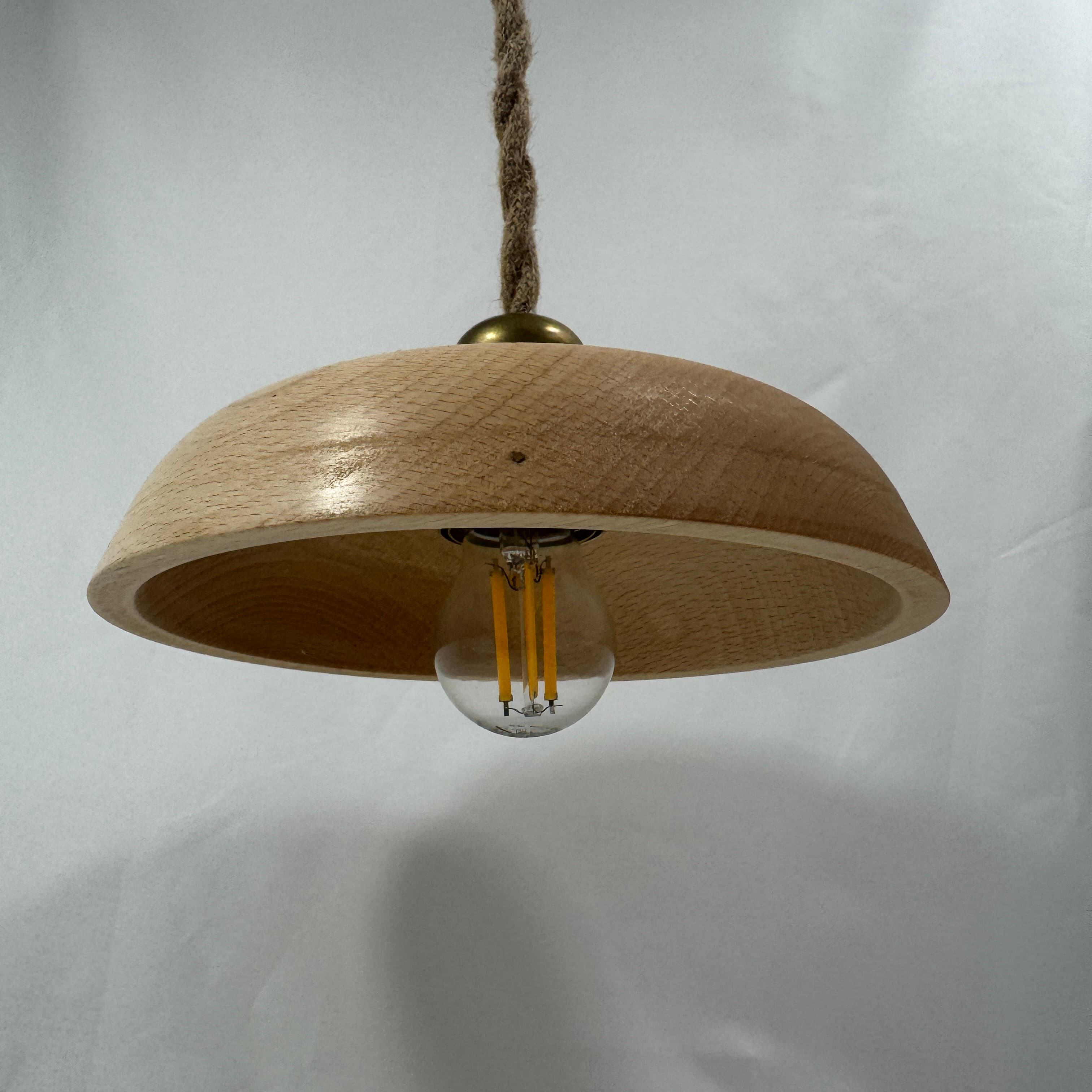 Holzlampe aus Buchenholz – Ansicht 2